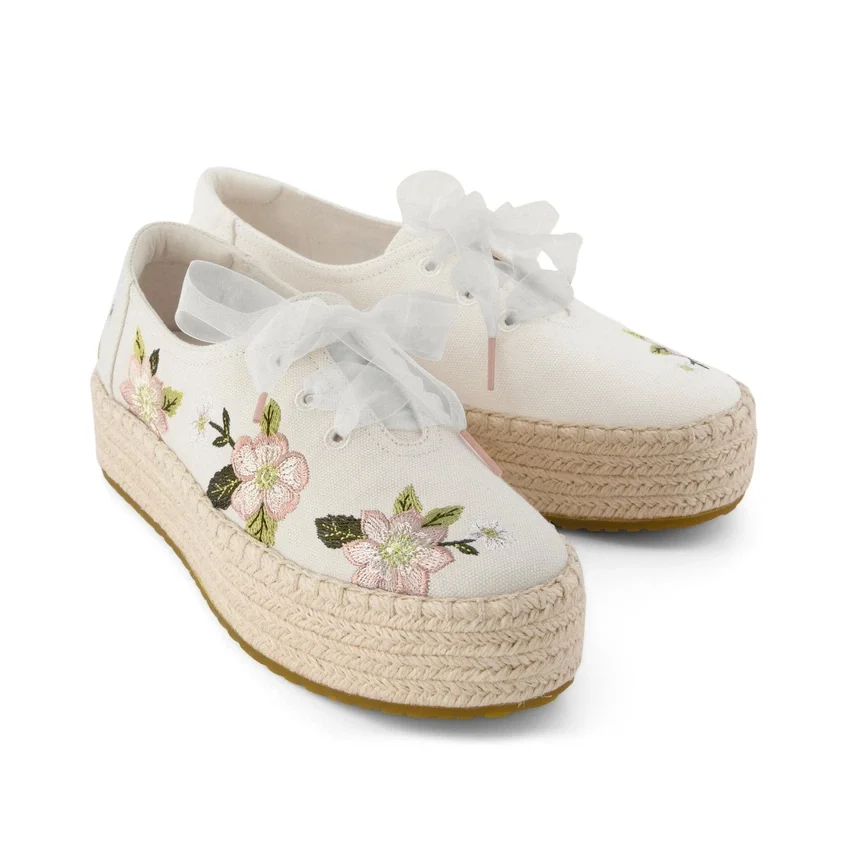 Damen-Espadrille „Valencia“ mit Schnürung und Plateau Damen-Espadrille „Valencia“ mit Schnürung und Plateau