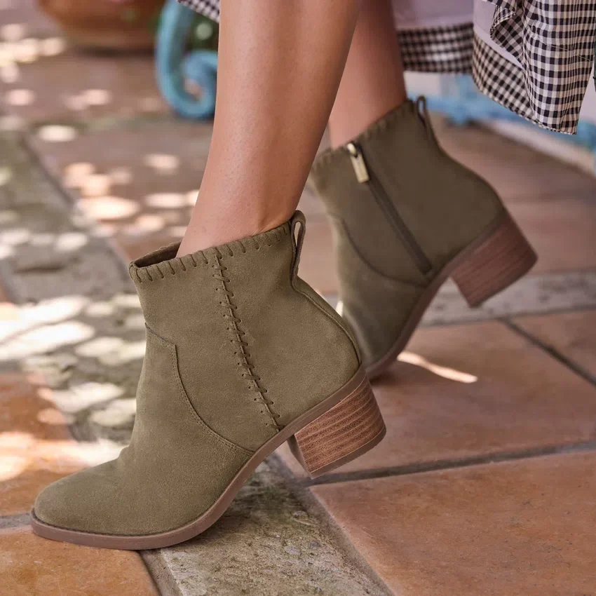 Damen-Stiefel „Delilah“ mit Absatz Damen-Stiefel „Delilah“ mit Absatz