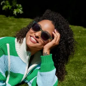 Handgefertigte Damen-Sonnenbrille „Margot“ Handgefertigte Damen-Sonnenbrille „Margot“