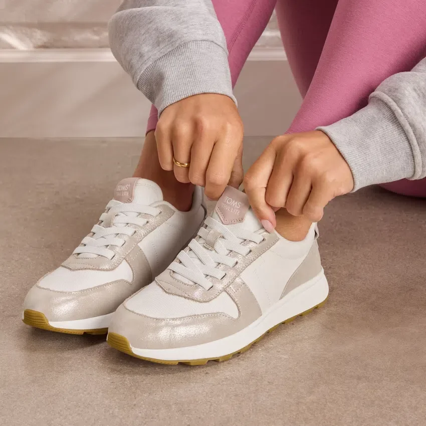 TRVL LITE Retro Runner Sneaker für Damen TRVL LITE Retro Runner Sneaker für Damen